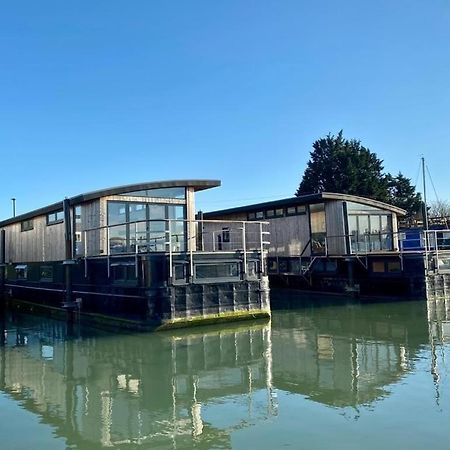 Houseboat Eleuthera Bembridge Eksteriør billede